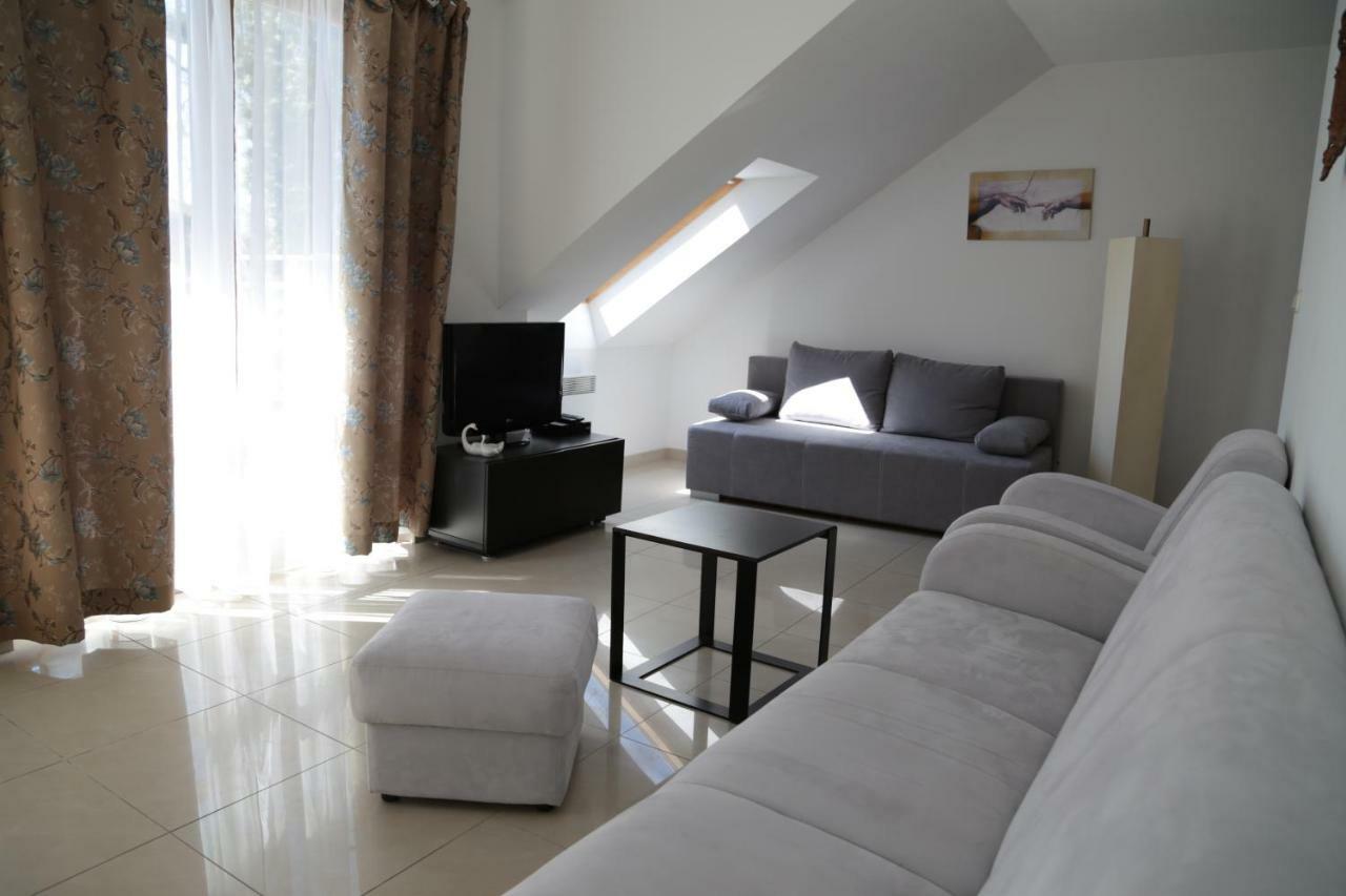 Apartament Ams A12 Appartement Rewal Buitenkant foto